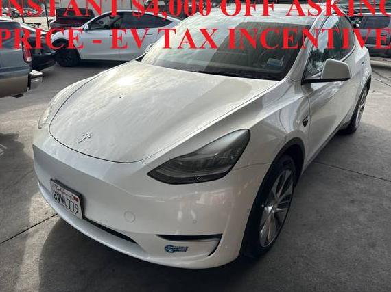 TESLA MODEL Y 2021 5YJYGDEE6MF161275 image